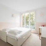 Veeve - Grand In Grey Apartment