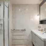 Veeve - Grand In Grey Apartment *