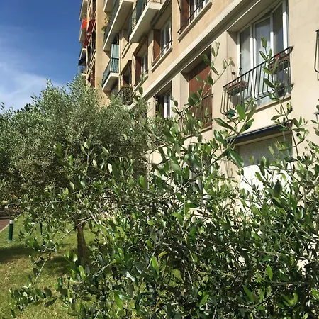 Veeve - Grand In Grey Daire Paris