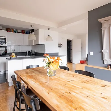 Apartment Veeve - Grand In Grey *